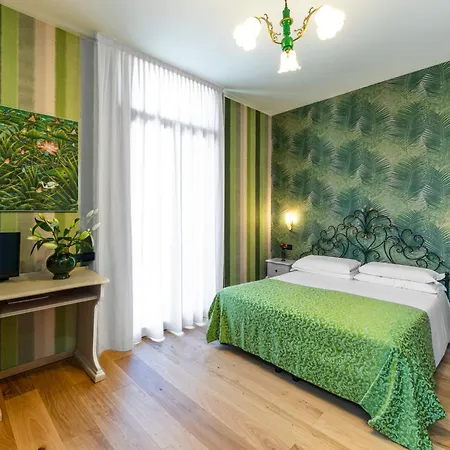 Hotel Atlanta Augustus