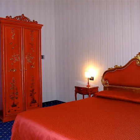 Atlanta Augustus 3*